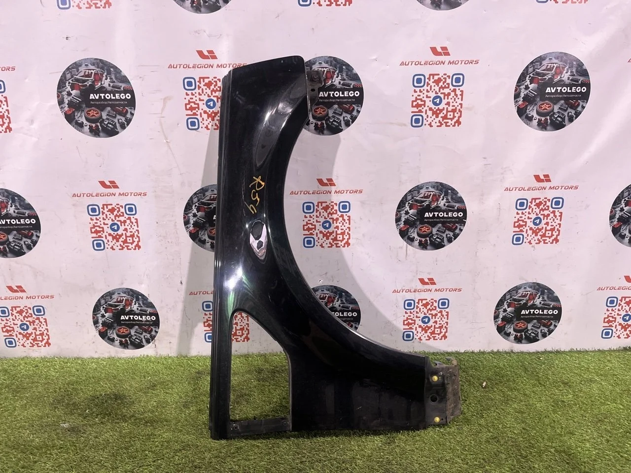 Крыло переднее правое Land Rover Range Sport 2011 L320