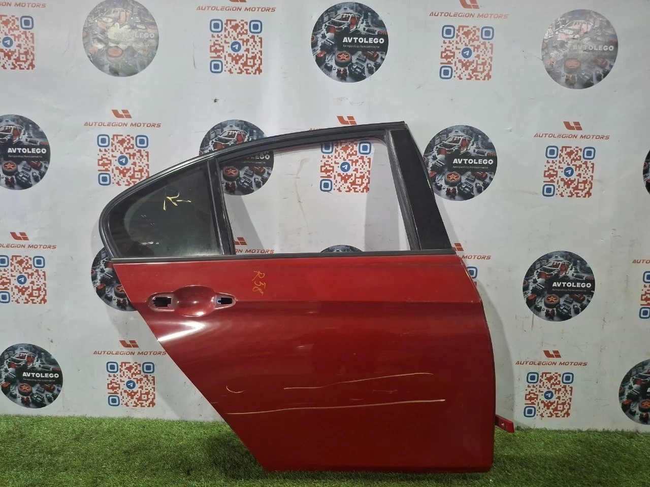 Дверь BMW 330E 2018 F30