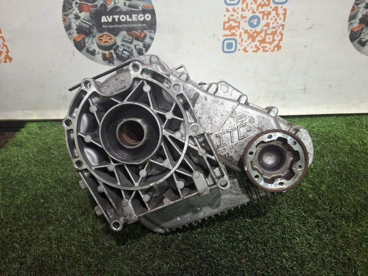 Раздаточная коробка (Раздатка) Land Rover Range Rover Sport 2010 LR008206 L320 306DT