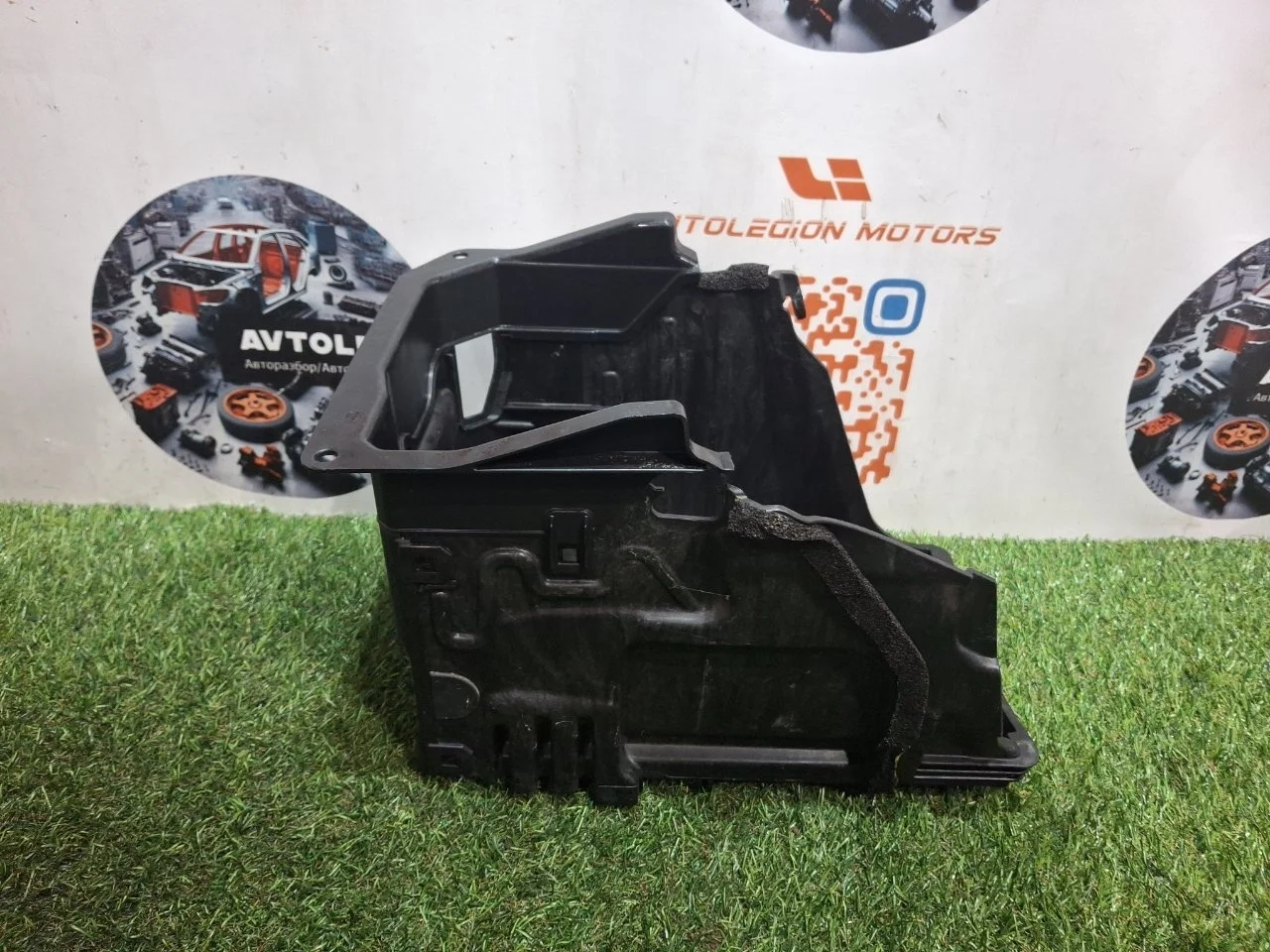 Короб аккумулятора Land Rover Range Evoque 2013 L538