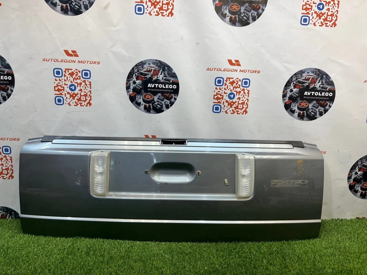 Борт откидной Land Rover Range Rover 2012 LR018131 L322 448DT