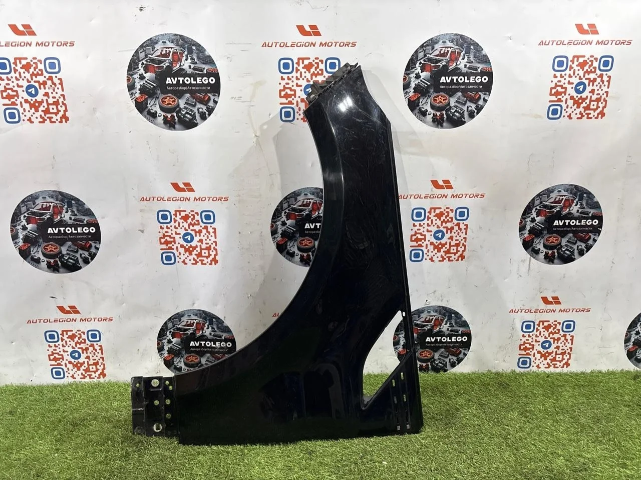 Крыло переднее левое Land Rover Range Sport 2016 L494