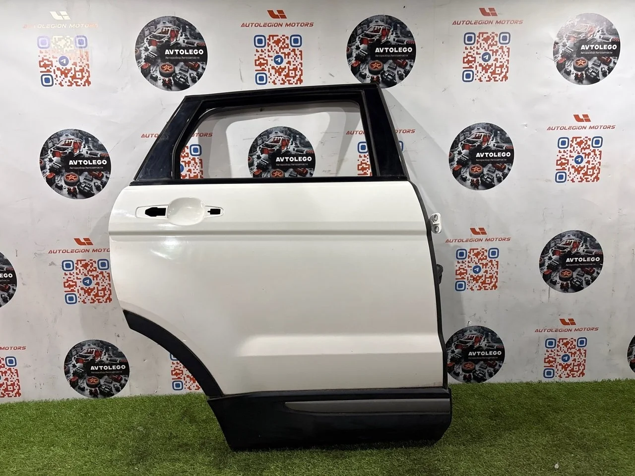 Дверь задняя правая Land Rover Range Evoque 2016 L538