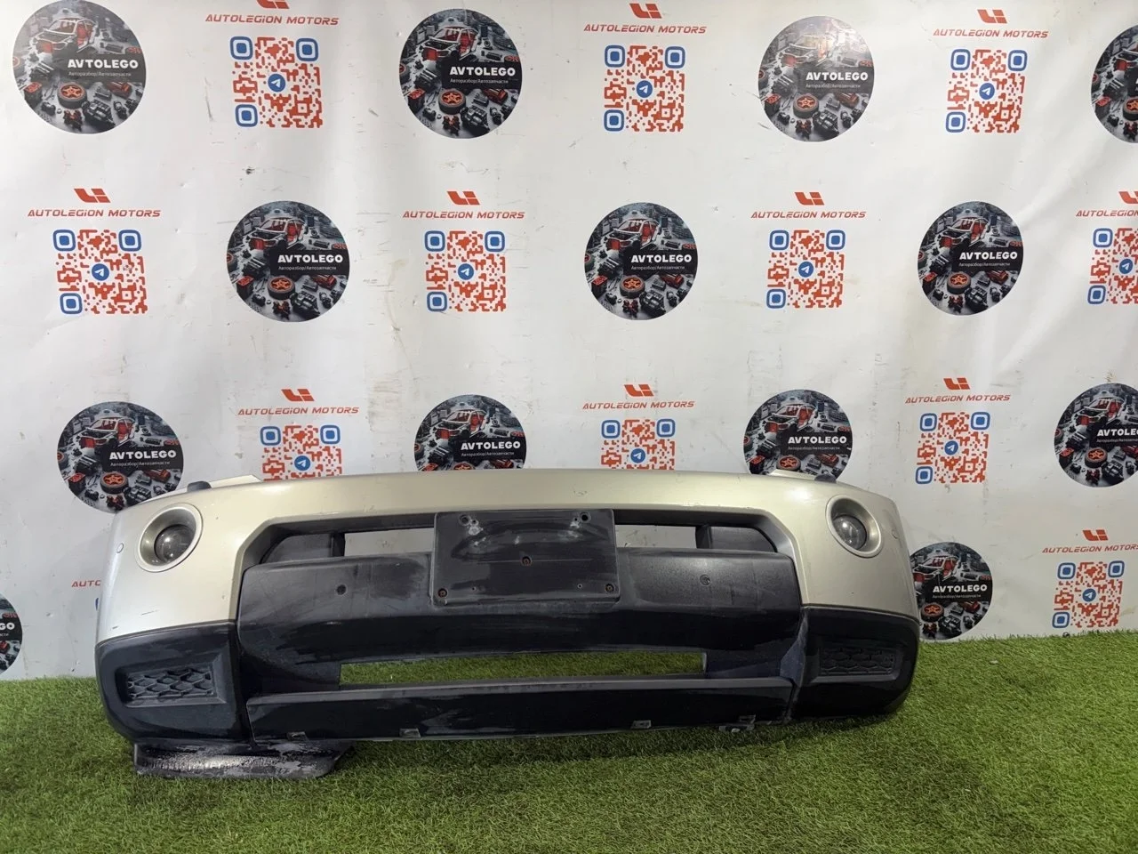 Бампер передний Land Rover Range Discovery 2011 L319