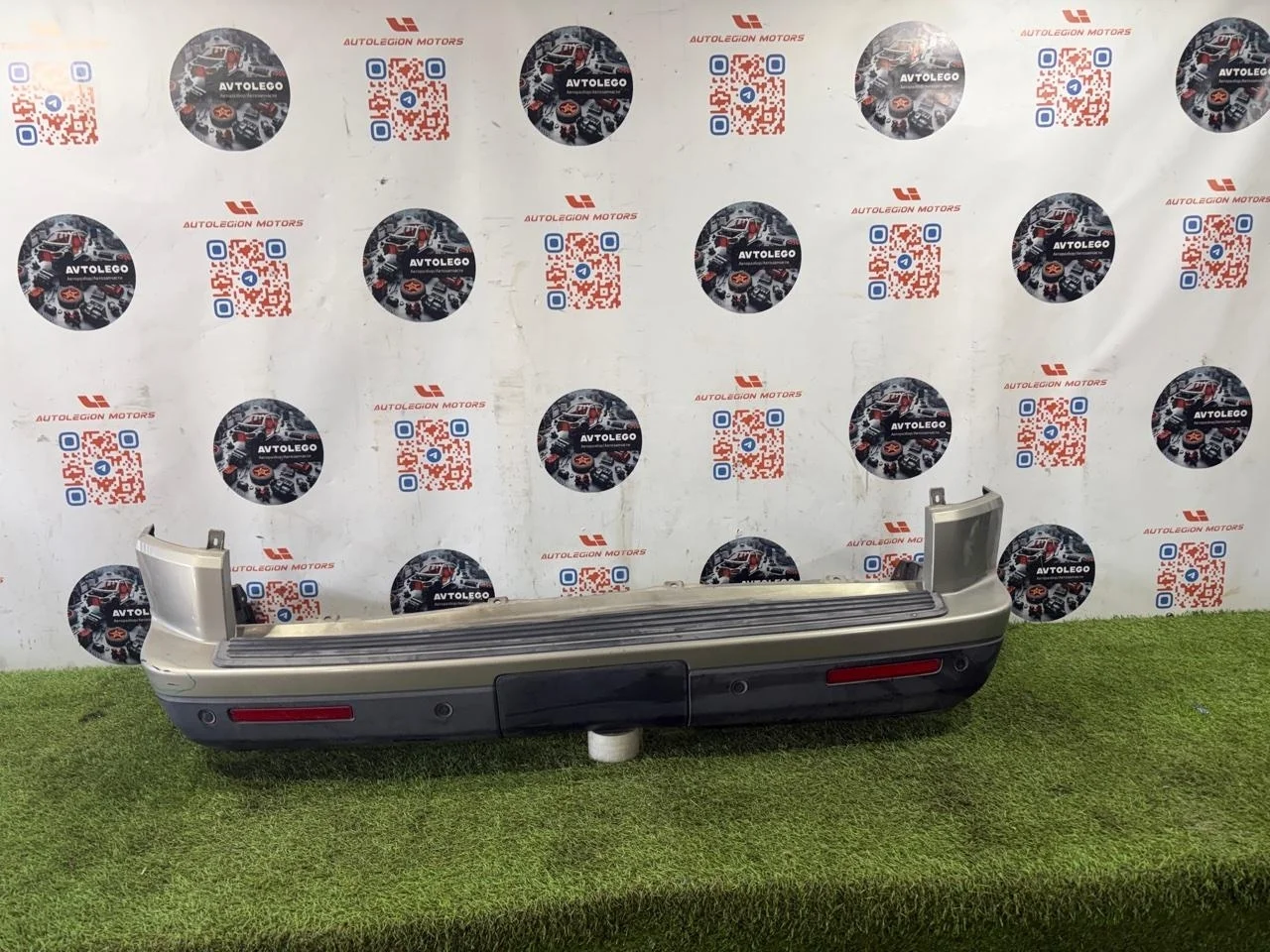 Бампер задний Land Rover Range Discovery 2011 L319