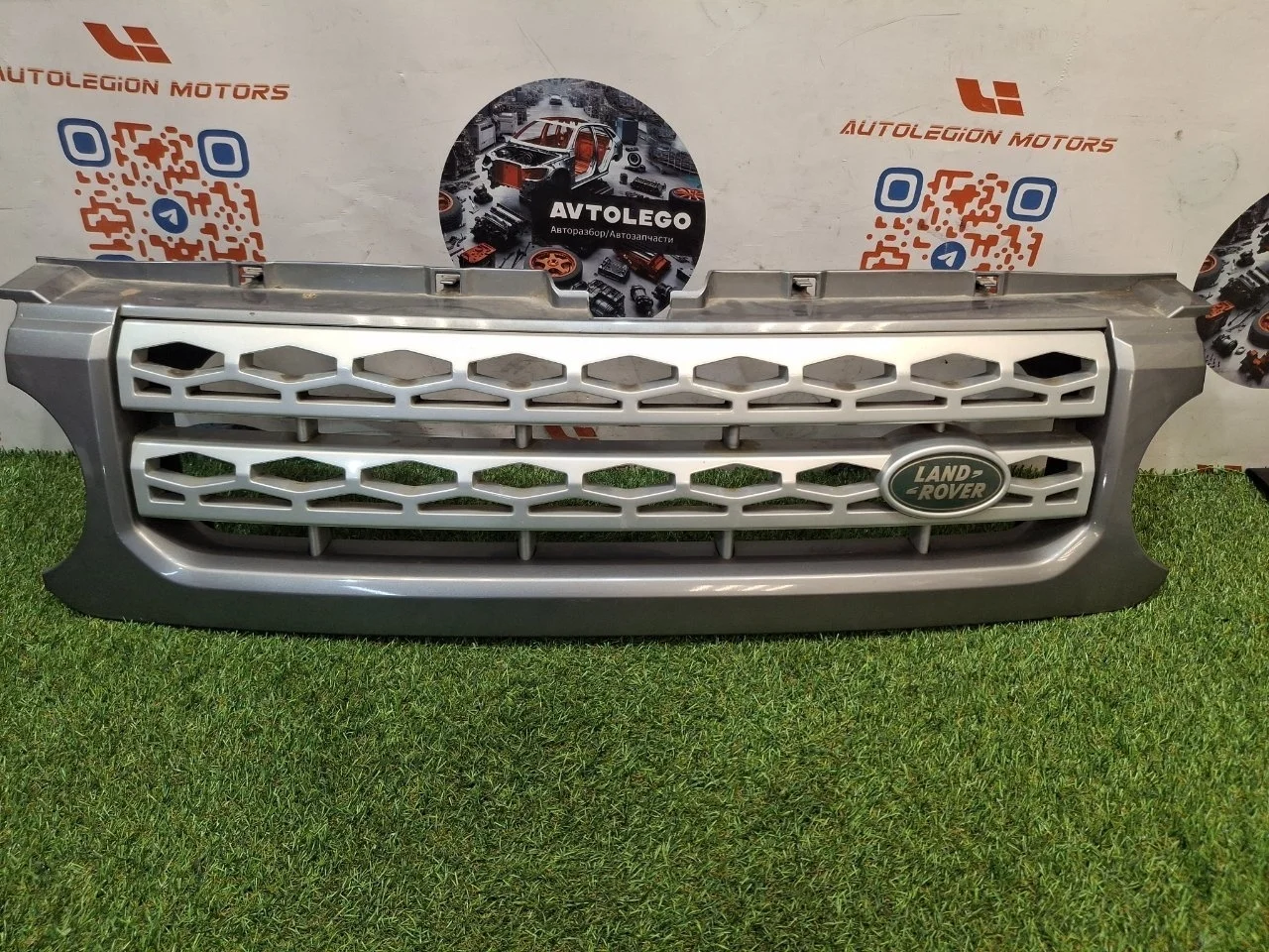 Решетка радиатора Land Rover Range Discovery 2012 L319