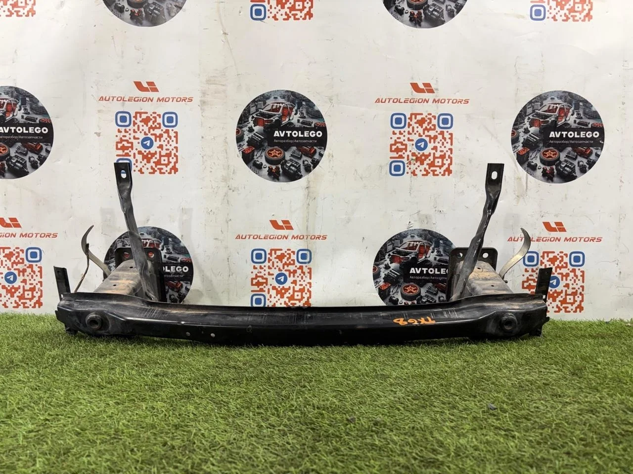 Усилитель бампера BMW X6 2010 E71