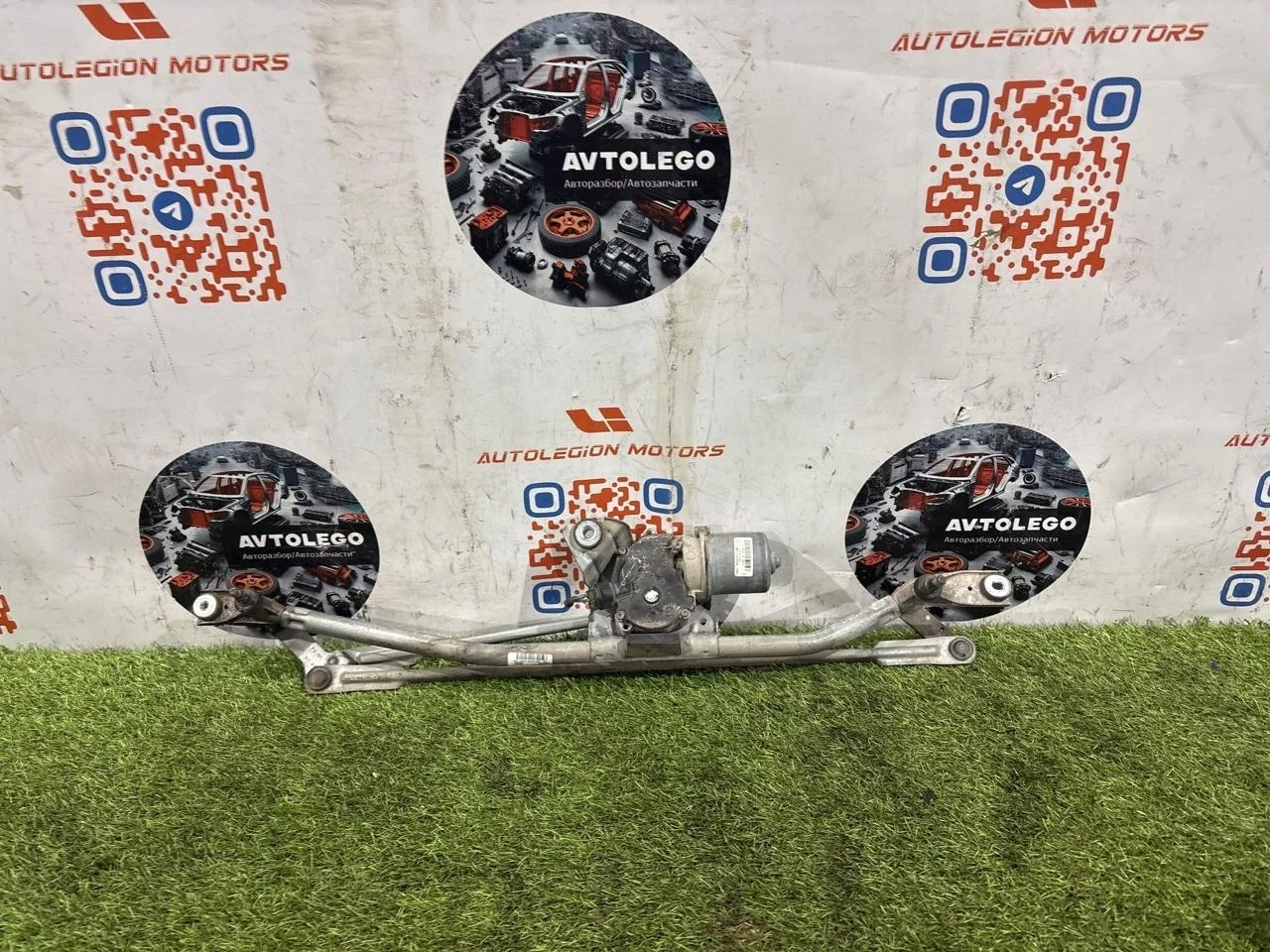 Трапеция дворников Chevrolet Suburban / Tahoe 2011