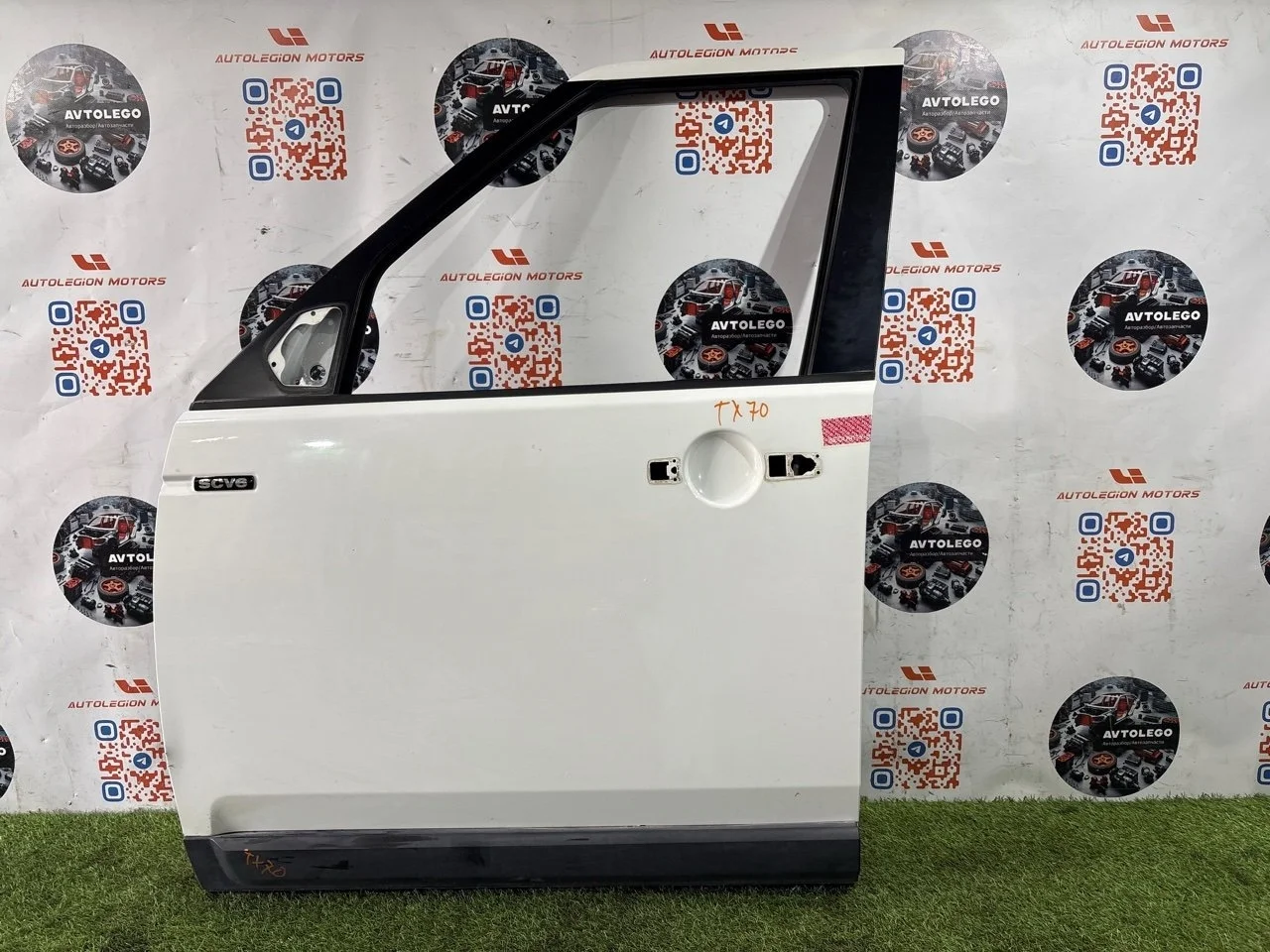 Дверь передняя левая Land Rover Discovery 2014 L319