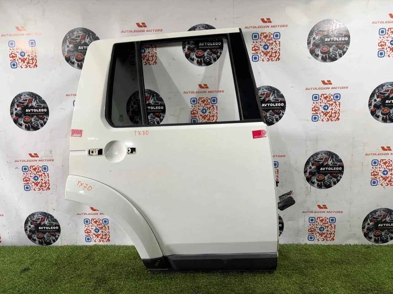 Дверь задняя правая Land Rover Discovery 2014 BFA780180 L319 306PS