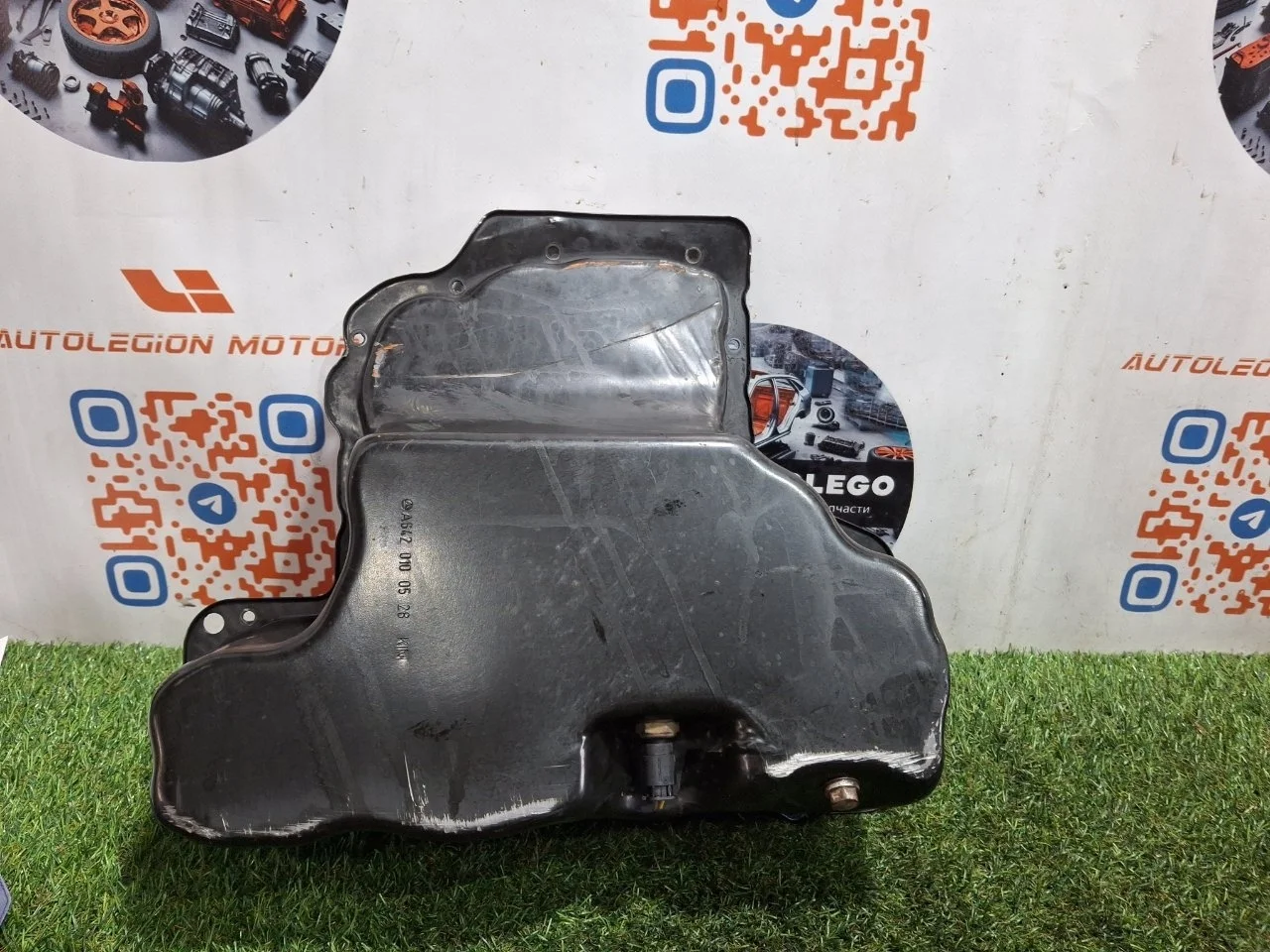 Поддон масляный Mercedes benz ML300 2010 A6420100528 W164 642.820