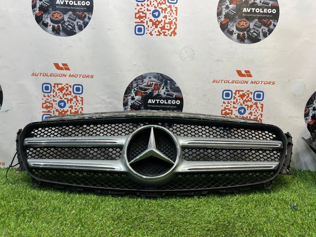 Решетка радиатора Mercedes-Benz -Class W213