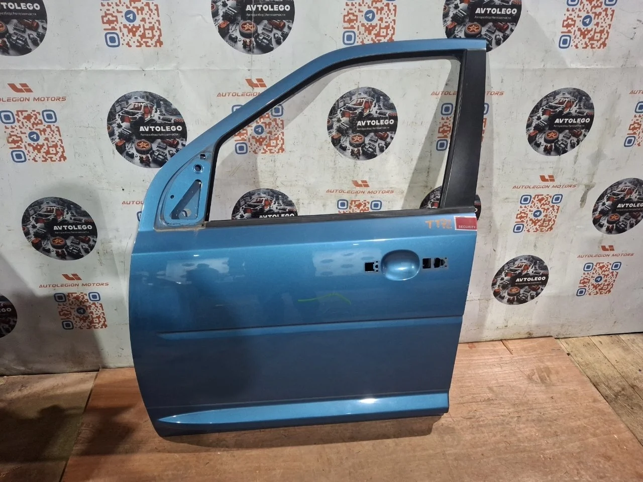 Дверь передняя левая Land Rover Freelander 2014 L359