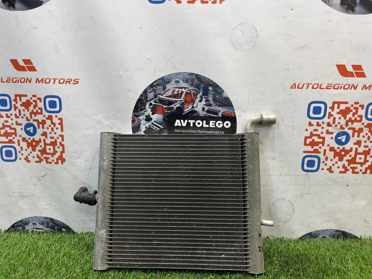 Радиатор дополнительный Land Rover Range 2017 L405