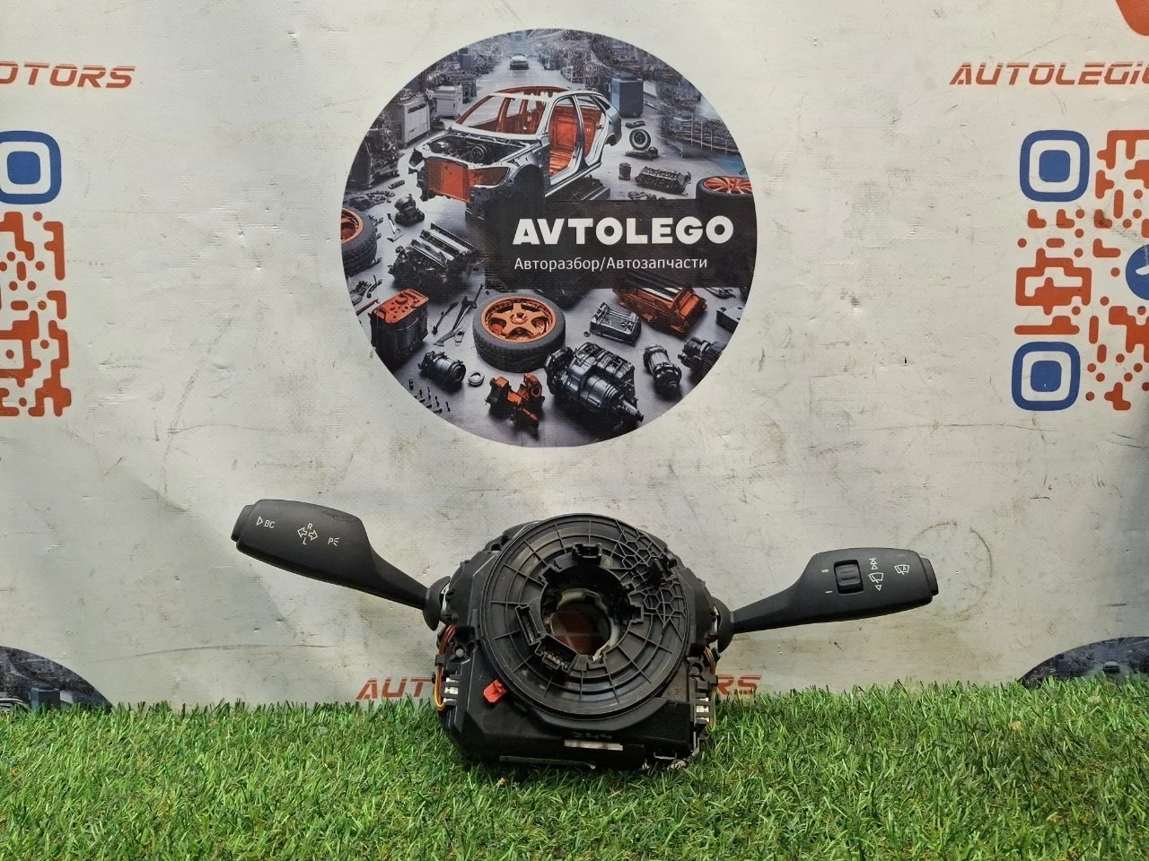 Блок подрулевых переключателей BMW 520D 2011 F10