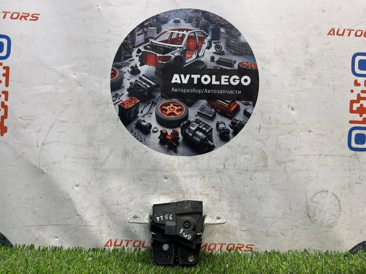 Замок двери багажника Mercedes benz GLK350 2010 X204