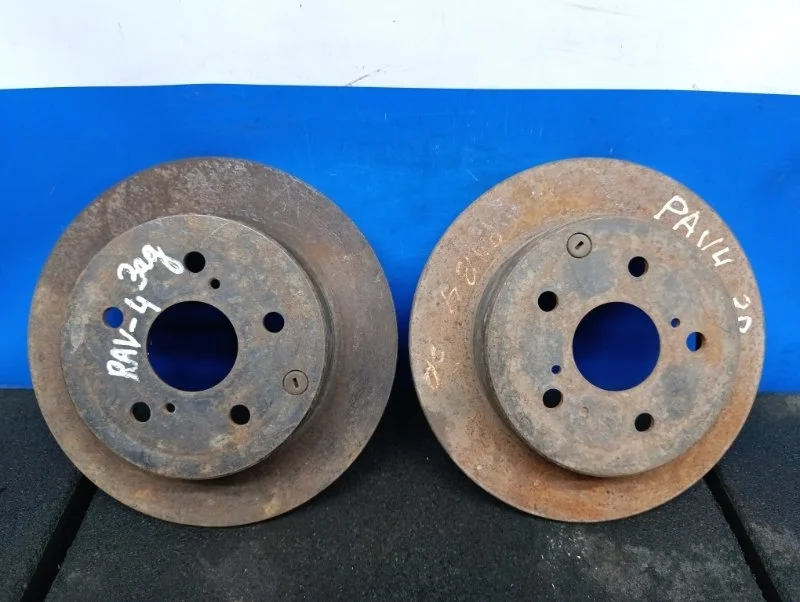 Диск тормозной Toyota RAV 4 2012 4243142060 ACA40 2.4 2AZ-FE, задний
