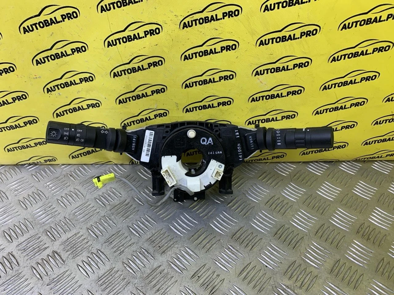 Переключатель подрулевой (стрекоза) Nissan Navara (D40) 2004-2015 2011 255605X03A ПИКАП 2.5 D YD25DDTI