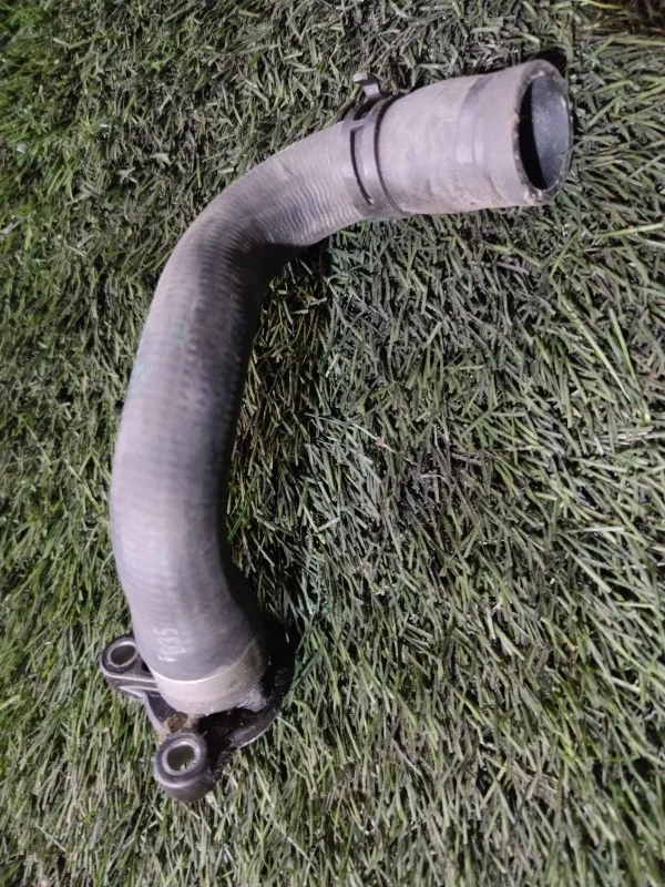 Шланг системы охлаждения BMW 328i 2013 F30