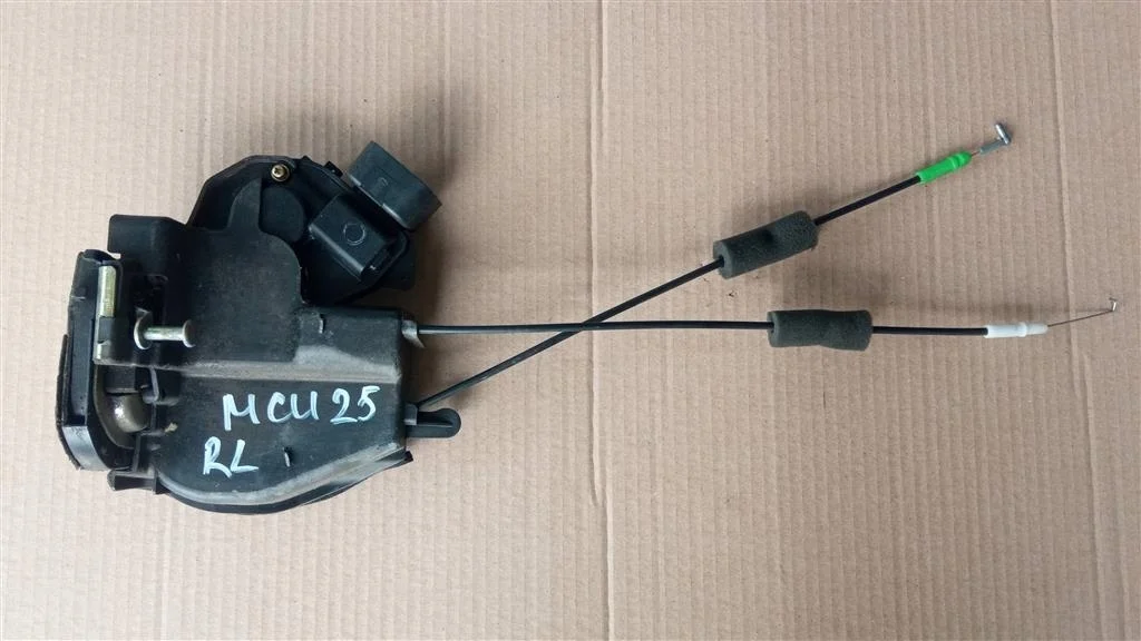 Б.у. замок двери TOYOTA HIGHLANDER TOYOTA HIGHLANDER