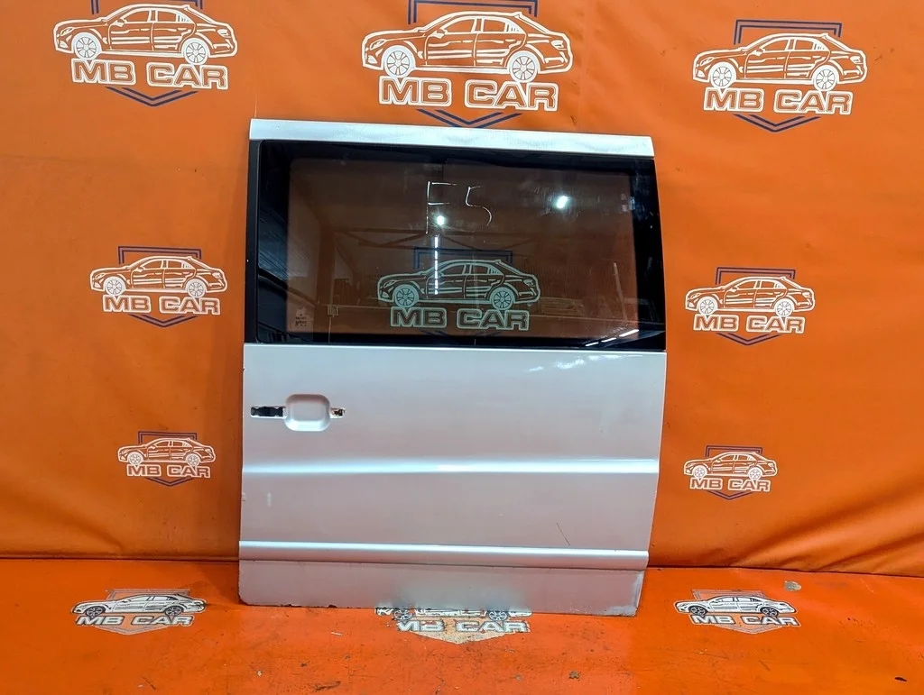 Дверь сдвижная Mercedes-Benz