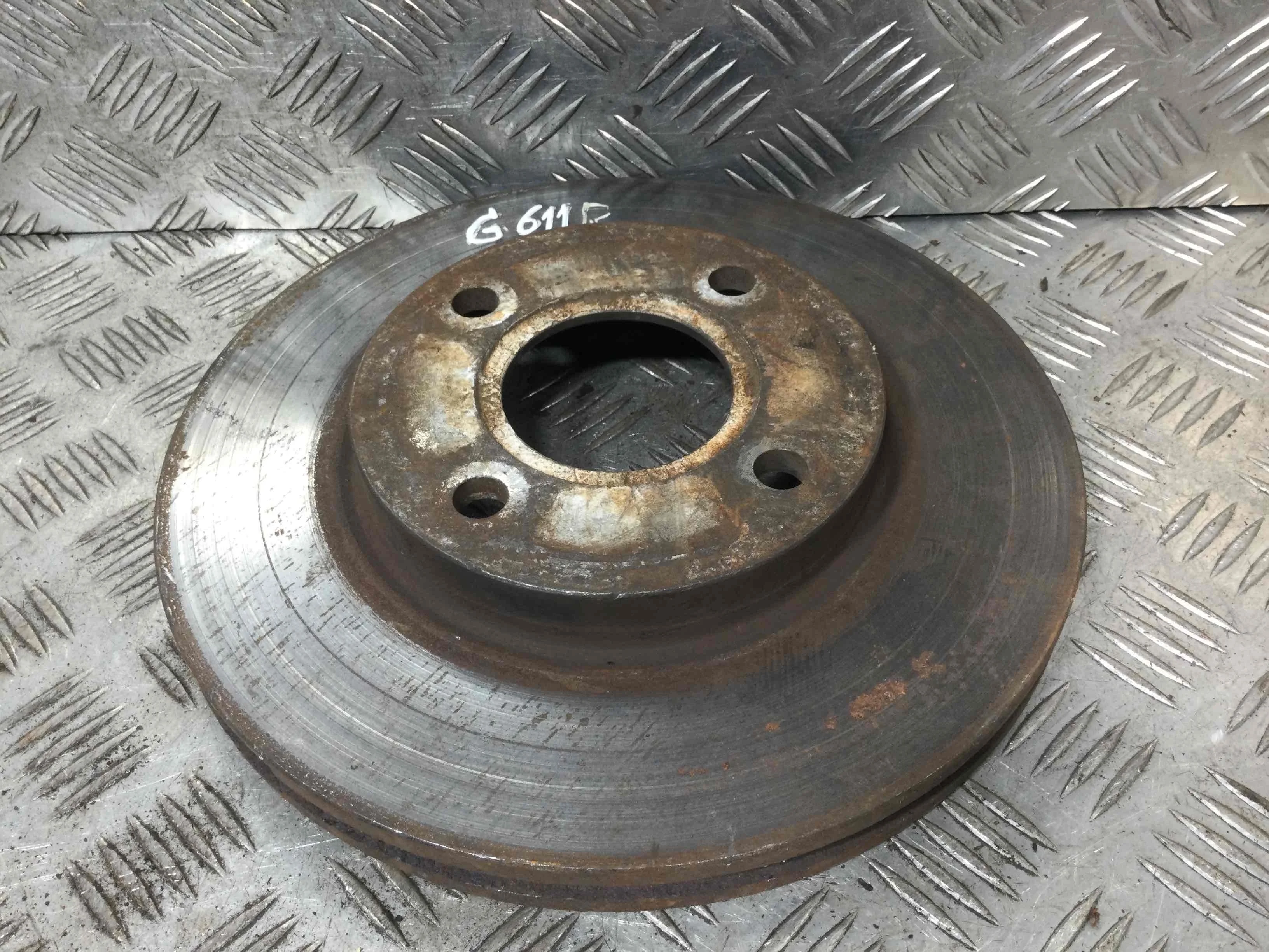 Диск тормозной передний Ford Focus 1 поколение [рестайлинг] (2001-2005) дизель 1.8 dCI Механика Универсал