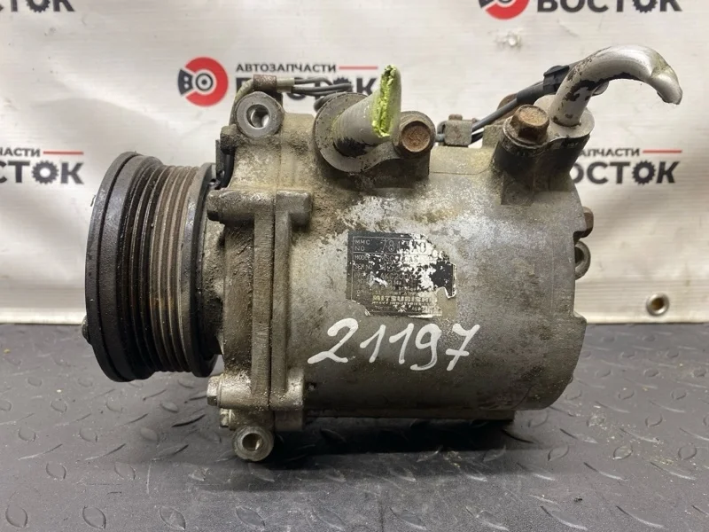 Компрессор кондиционера MITSUBISHI LANCER 2006 7813A068 CY3A 4B10