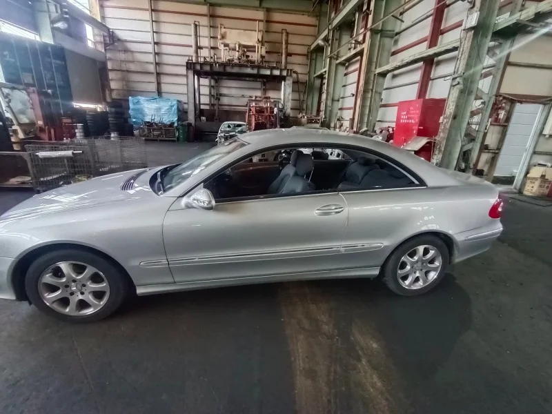 Продажа Mercedes-Benz CLK class 3.2 (218Hp) (112.955) RWD AT по запчастям