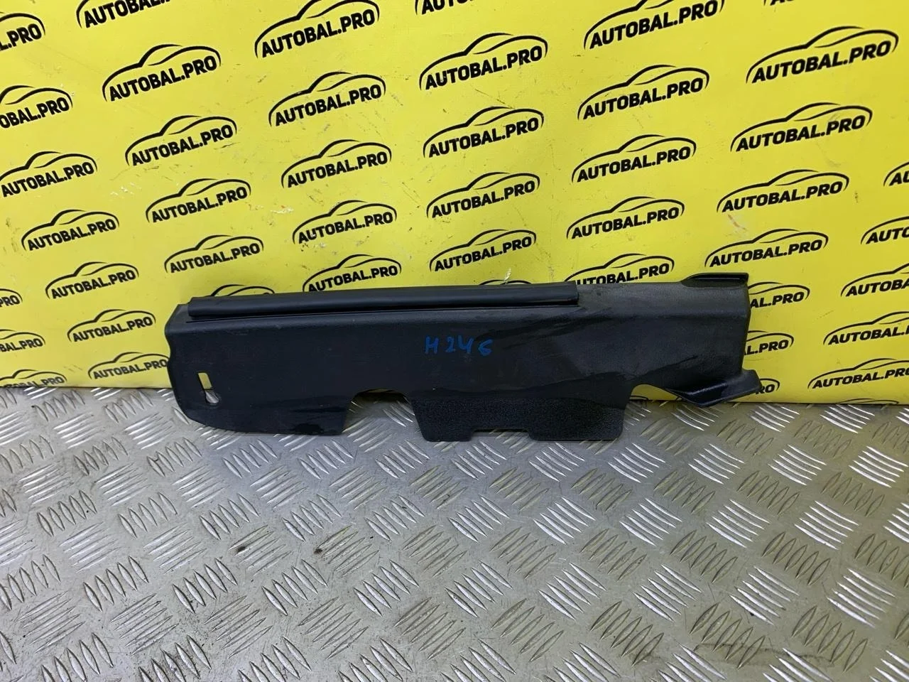 Пыльник крыла переднего правого Toyota Rav 4 (CA40) (2012-2019) 2013 5338842030 2.2 D 2ADFTV