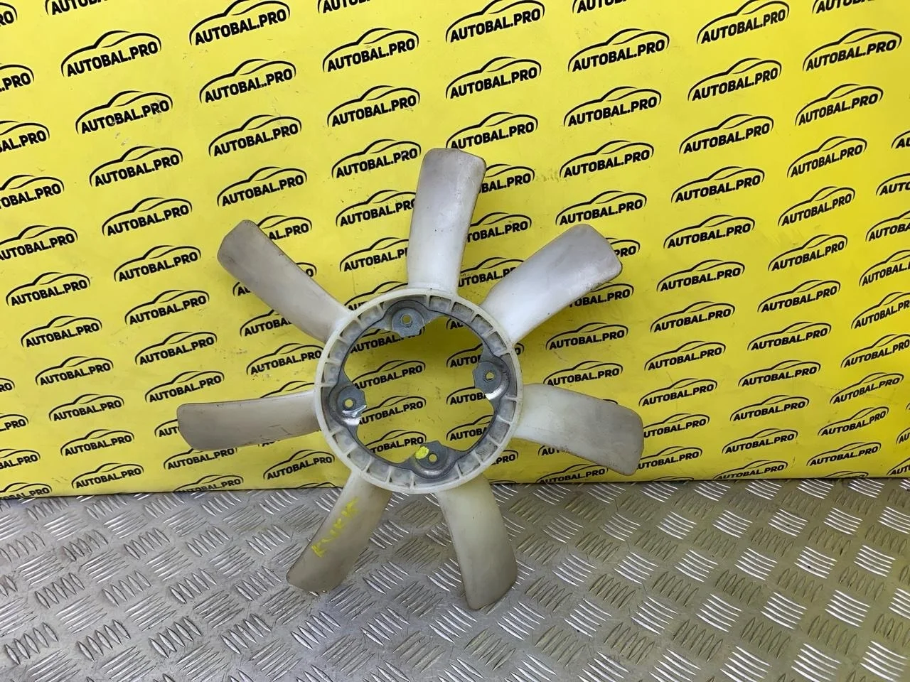 Крыльчатка вискомуфты Nissan Navara (D40) 2004-2015 2011 21060EB300 ПИКАП 2.5 D YD25DDTI