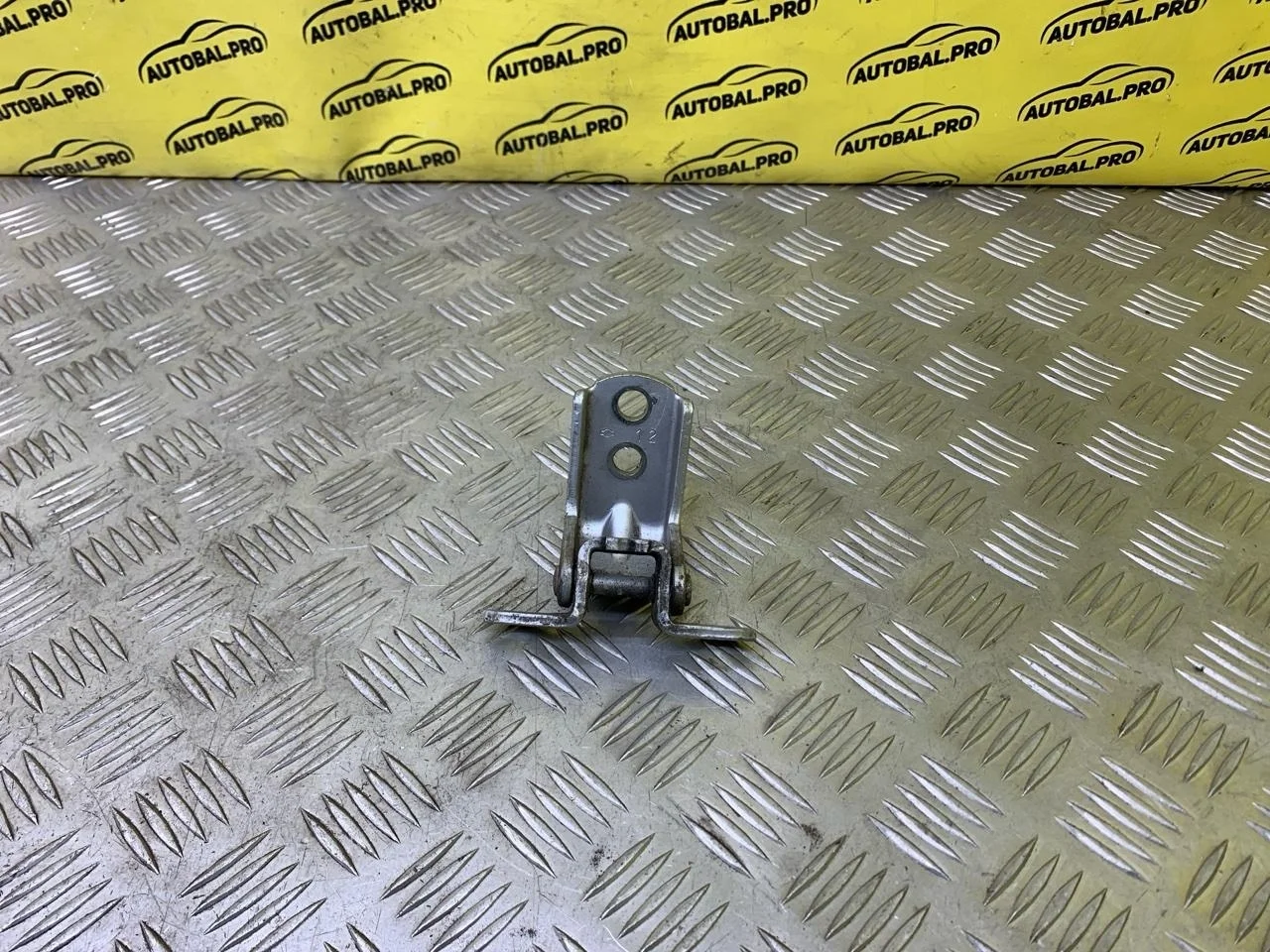 Петля двери передней левой Nissan Navara (D40) 2004-2015 2011 80401ZP80A ПИКАП 2.5 D YD25DDTI