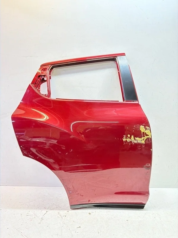 Дверь Nissan Juke 2010-2019