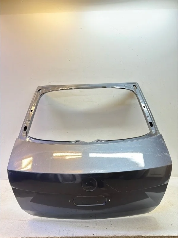 Крышка багажника Skoda Rapid 2012-2020