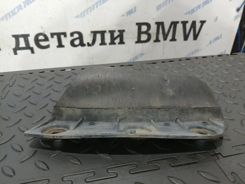Брызговик BMW X3 2013 51627213654 F25 N20B20A, передний правый