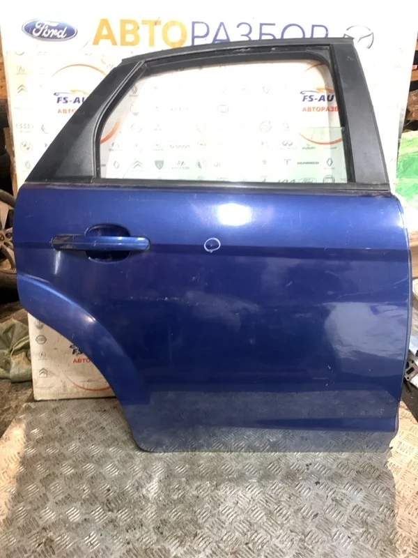 Дверь Ford Focus 2 2010 1702402 CA5 2.0 AODA, задняя правая