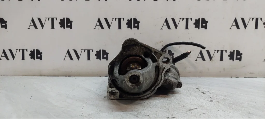 Стартер Audi A4 BWE