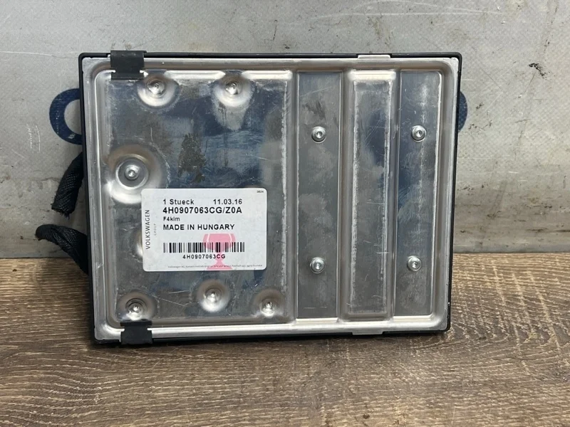 Блок управления бортовой сети Volkswagen Touareg 4H0907063CG NF 3.0 CGEA