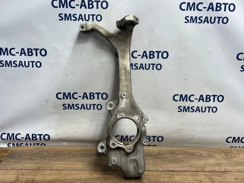 Кулак поворотный Audi A8 4E0407254Q D3 4.2 BVJ, передний правый