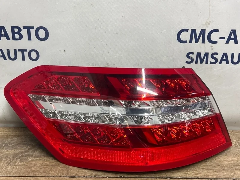 Фонарь на крыло Mercedes-Benz E-Class A2128201164 W212 272.952, задний левый