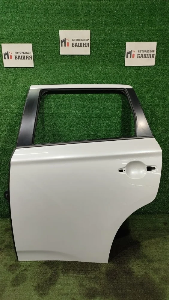 Дверь Mitsubishi Outlander 2022 5730B949 GF 4J11, задняя левая