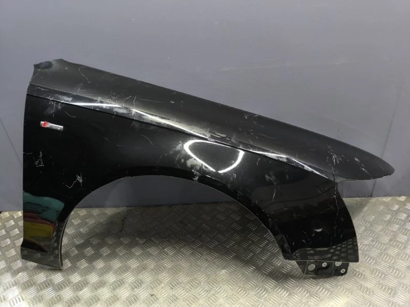 Крыло переднее правое Audi A6 2010 4F0821104F C6 CAJA