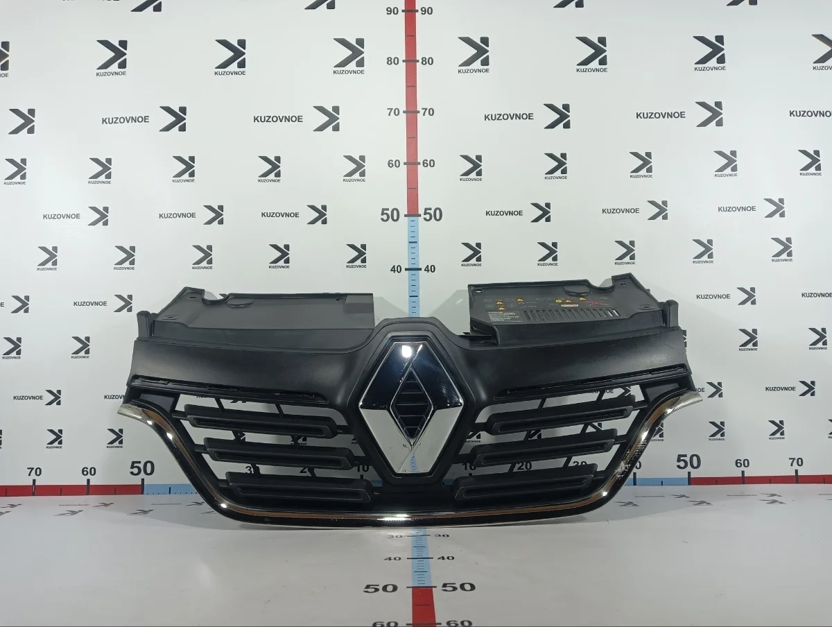 Решетка радиатора Renault Logan 2019 L8