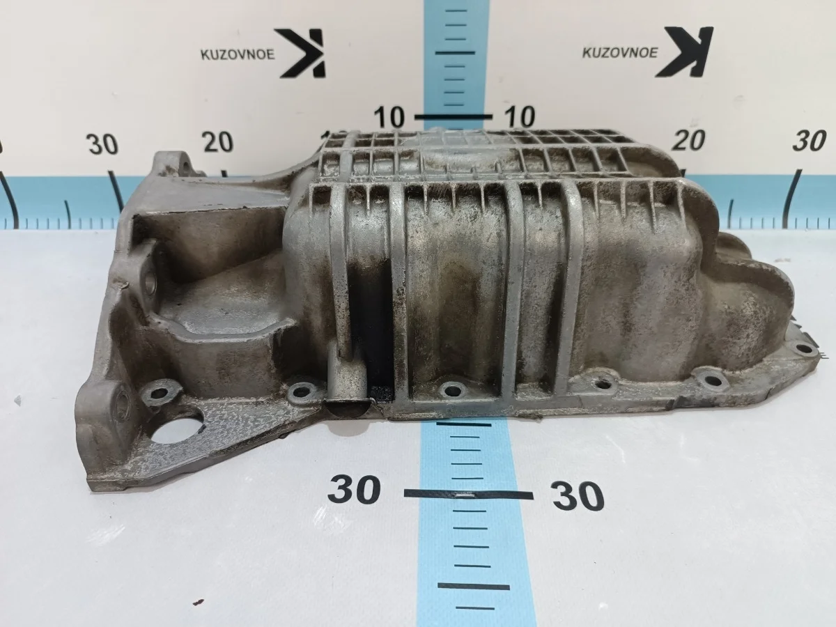 Поддон масляный Ford Focus CB8