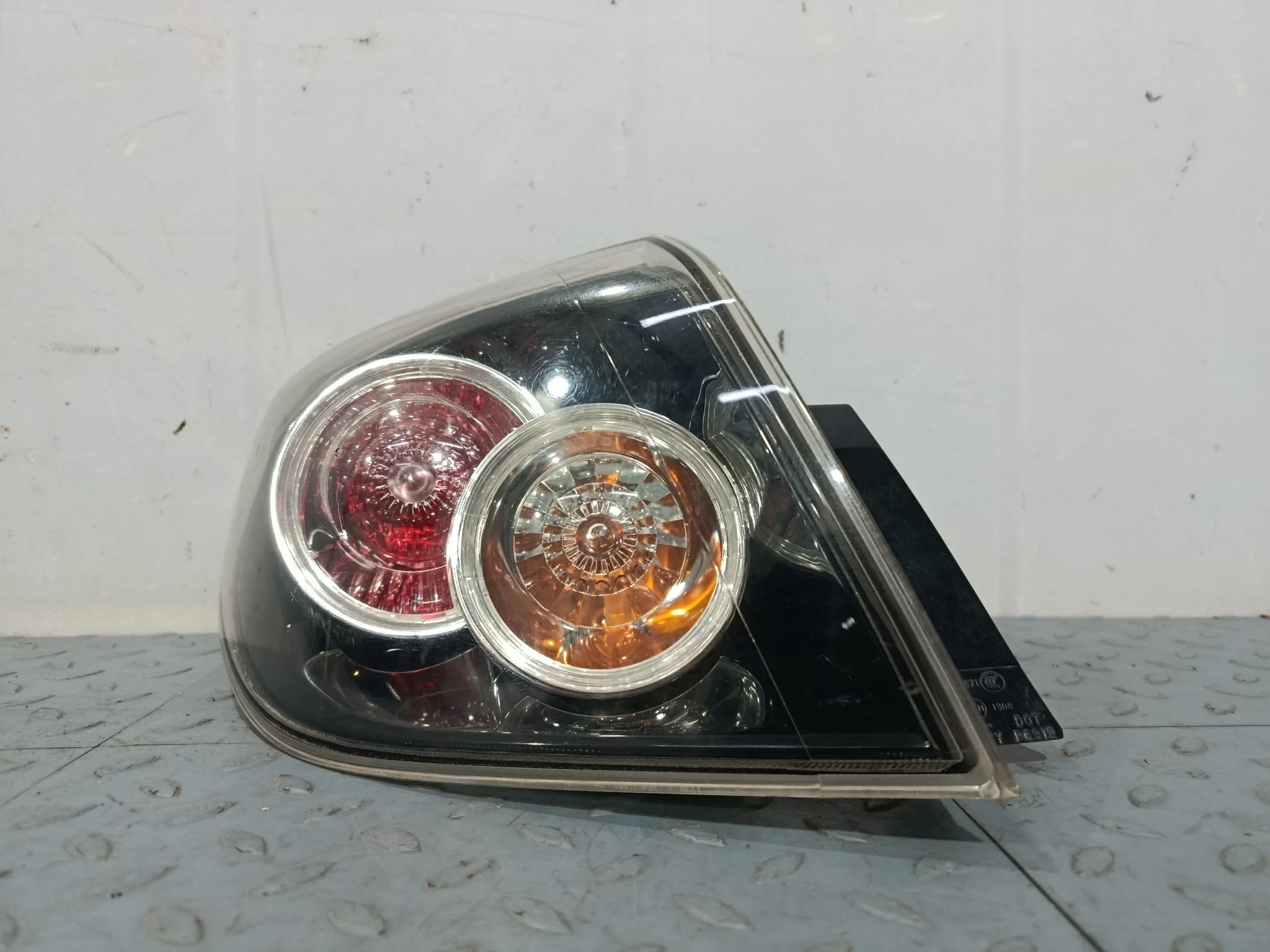 ФОНАРЬ MAZDA ЛЕВЫЙ BR5S51160B  TE141