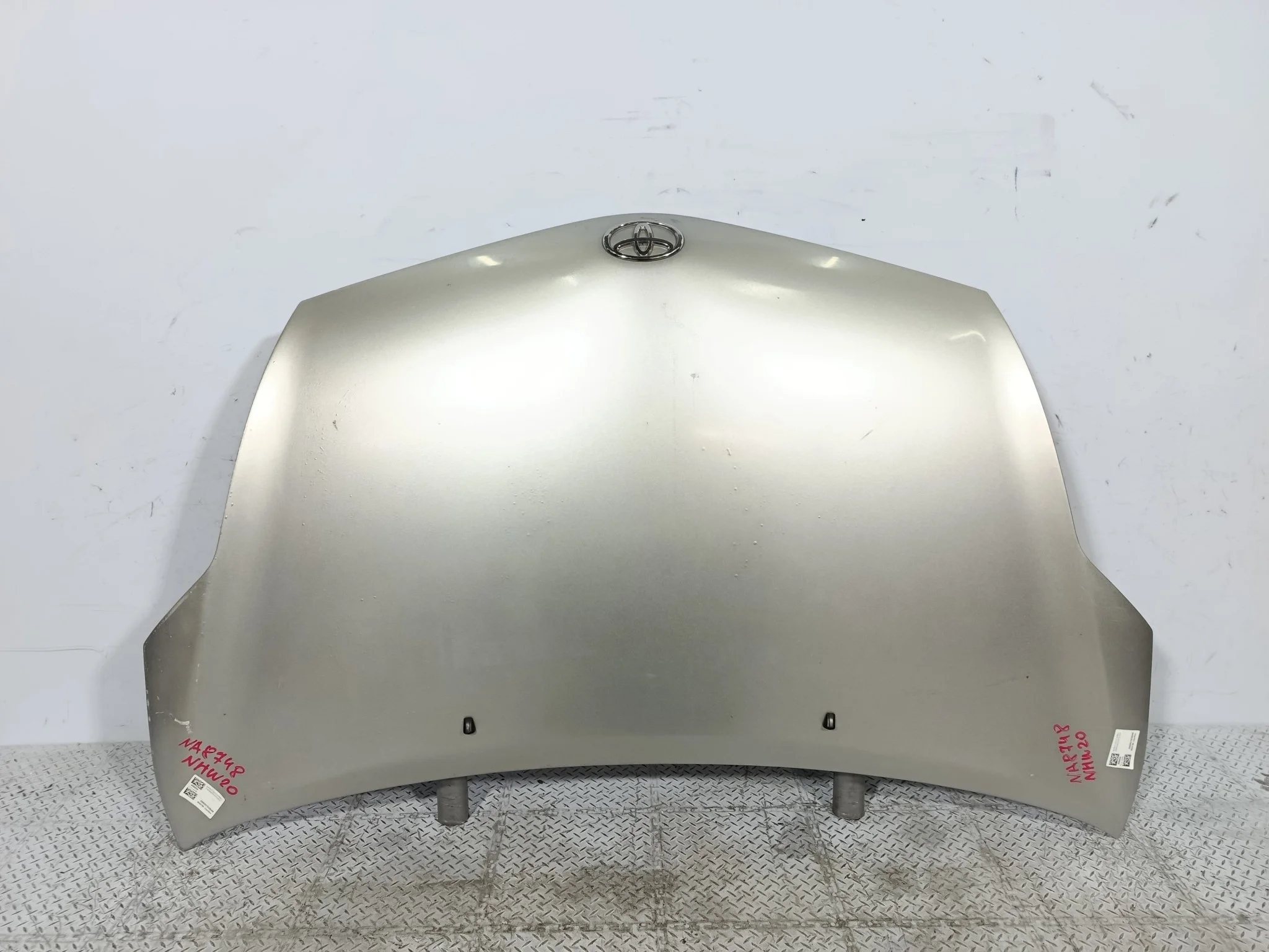 КАПОТ TOYOTA PRIUS 5330147030  серебро NA8748