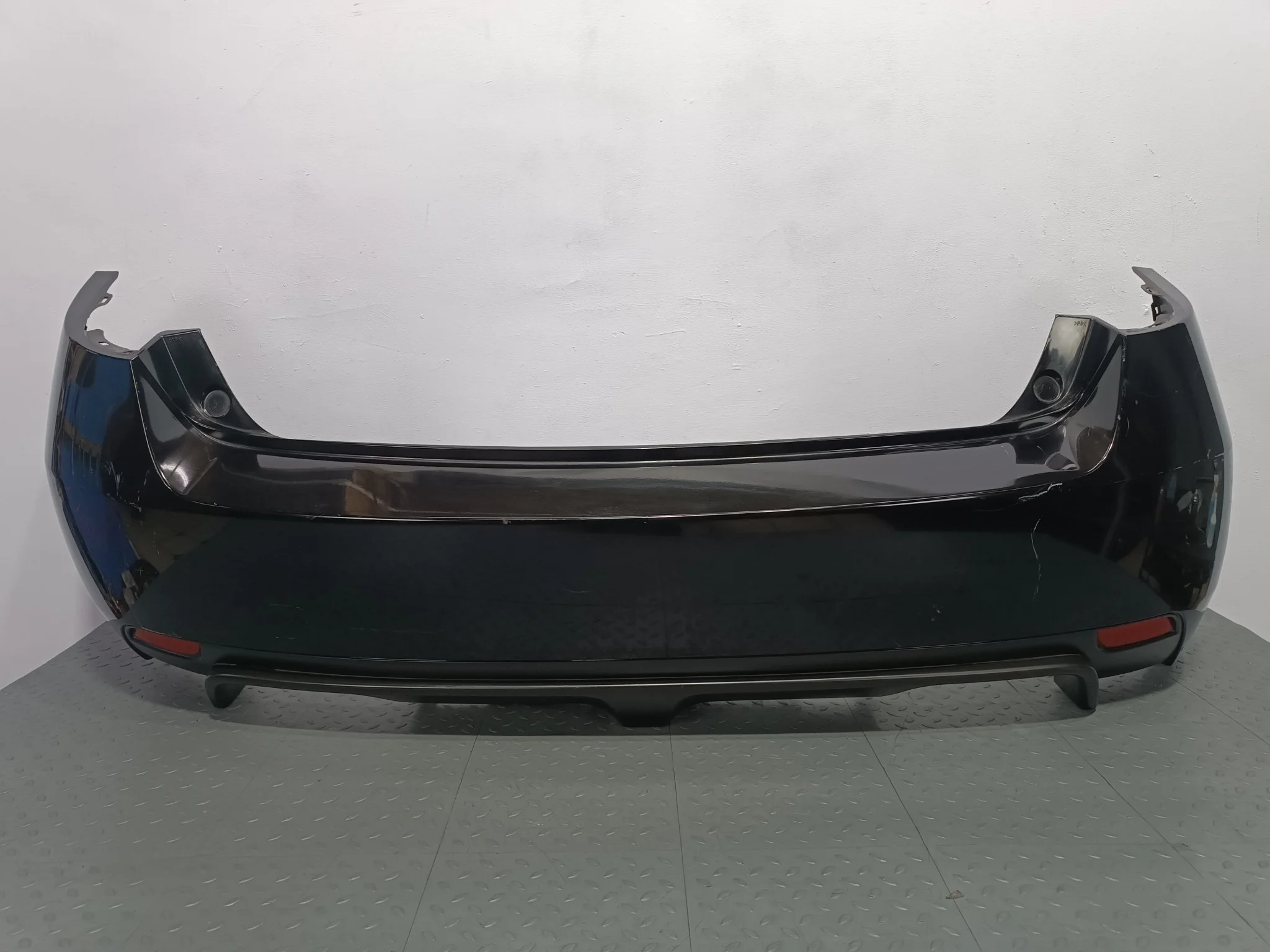 БАМПЕР SUBARU IMPREZA WRX STI 57704FG070 ЗАДНИЙ  темно-серый, 61K FA648