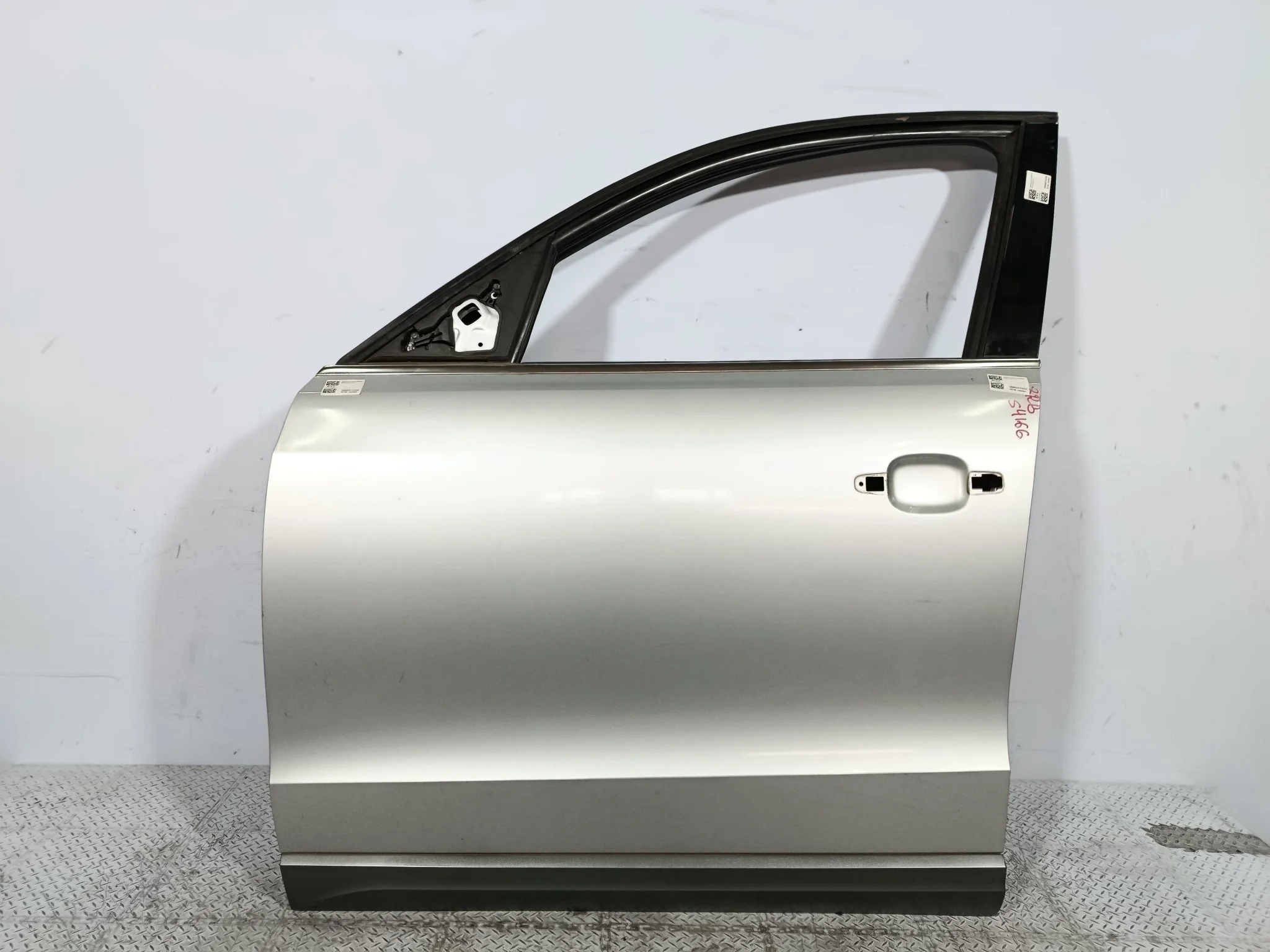 ДВЕРЬ AUDI Q5 8R0831051E ПЕРЕДНЯЯ ЛЕВАЯ  серебро, LX7W S4166