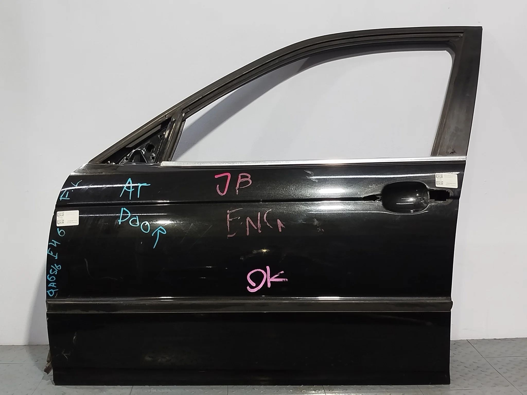 ДВЕРЬ BMW 3-SERIES 41517034151 ПЕРЕДНЯЯ ЛЕВАЯ  черный QA6516