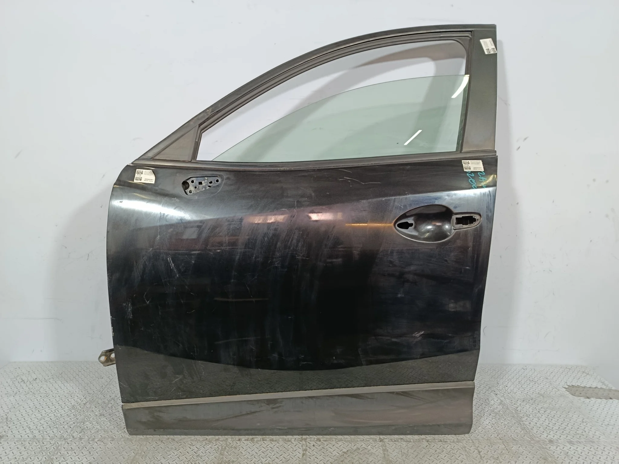 ДВЕРЬ MAZDA CX-5 KDY35902XB ПЕРЕДНЯЯ ЛЕВАЯ  черный, 16W VB2049