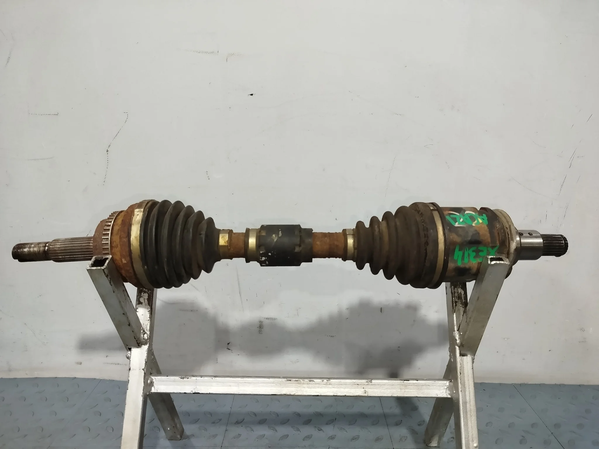 ПРИВОД TOYOTA ПЕРЕДНИЙ ЛЕВЫЙ 4342042120  XE314